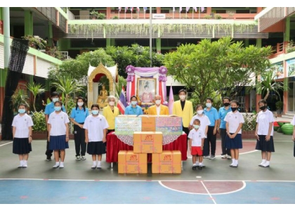 2020–06-24 泰国统促会向LUMPINI小学捐赠学习用品